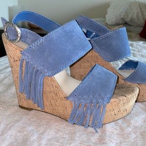 Blue suede wedges with fringe details